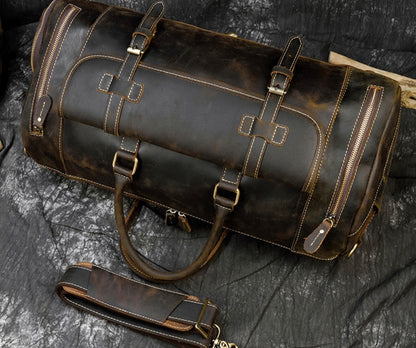 Vintage Leather Travel Bag
Rugged Retro Men's Duffel
Worn Leather Holdall Luggage
Classic Weathered Weekender Bag